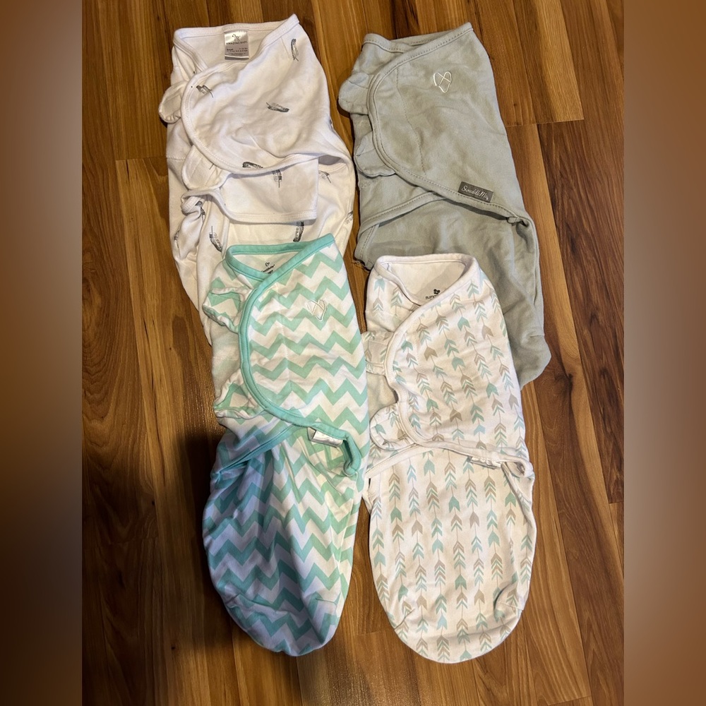 4 infant swaddles
